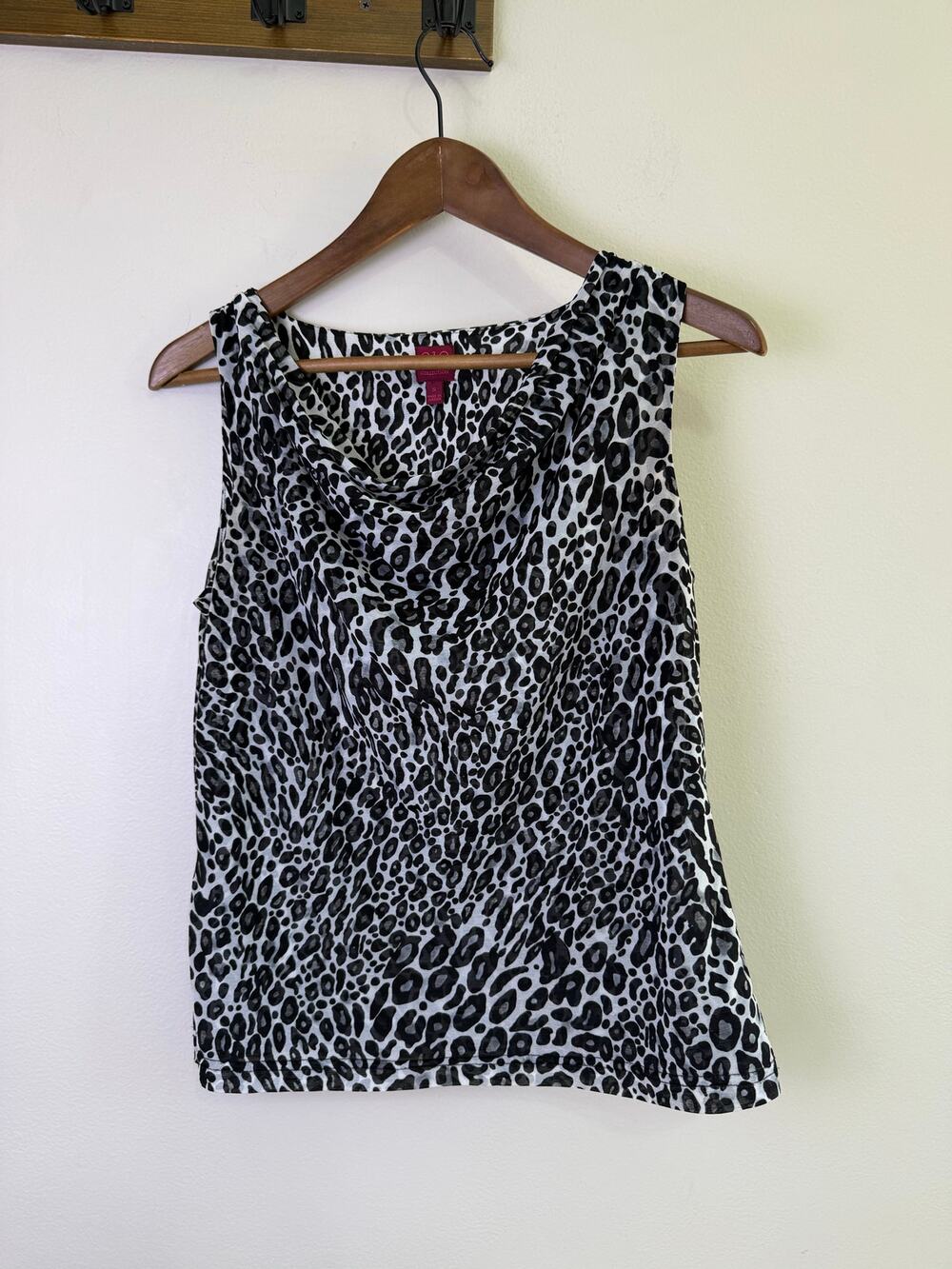 212 Collection Leopard Print Sleeveless Cowl Neck Top Size Small Black White